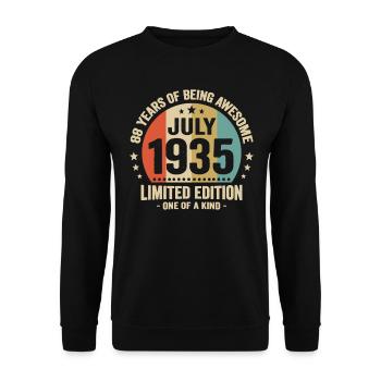 July 1935 88 Years Anniversary Vintage Gift - Unisex Sweatshirt - black - Front - Alina (178cm) & Michal (187cm)