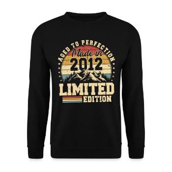 Einzigartig seiner Art seit 2012 - Unisex Pullover - Schwarz - Vorne - Alina (178cm) & Michal (187cm)