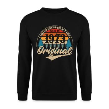 Made in 1973 Original - Unisex Sweatshirt - black - Front - Alina (178cm) & Michal (187cm)
