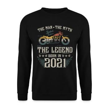 The man the myth The legend born in 2021 - Unisex Sweatshirt - black - Front - Alina (178cm) & Michal (187cm)