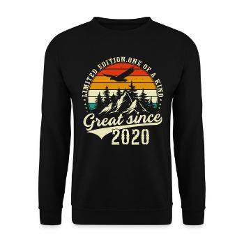 Einzigartig seit 2020 - Unisex Pullover - Schwarz - Vorne - Alina (178cm) & Michal (187cm)