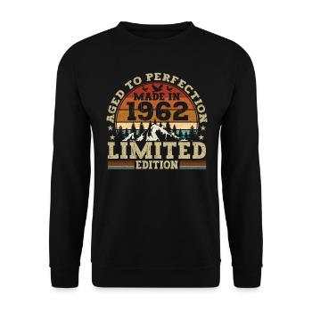 Retro birthday present from the vintage 1962 - Unisex Sweatshirt - black - Front - Alina (178cm) & Michal (187cm)