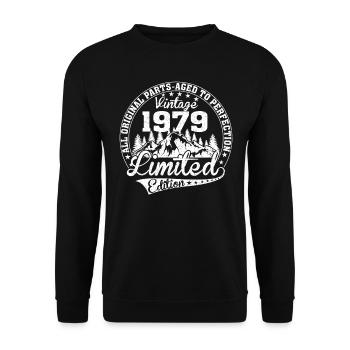 Vintage 1979 All original pieces retro gift - Unisex Sweatshirt - black - Front - Alina (178cm) & Michal (187cm)