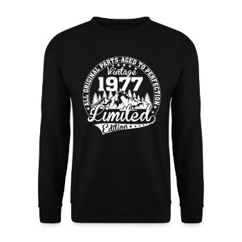 Vintage 1977 All original pieces retro gift - Unisex Sweatshirt - black - Front - Alina (178cm) & Michal (187cm)