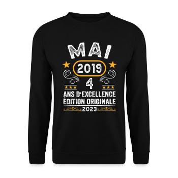 Anniversaire Vintage Idée Cadeau Mai 2019 4 - Sweat-shirt Unisexe - noir - Devant - Alina (178cm) & Michal (187cm)