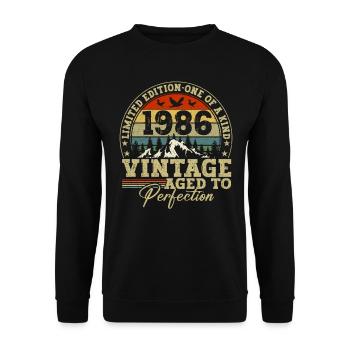 1986 Vintage Bis Zur Perfektion Gereift - Unisex Pullover - Schwarz - Vorne - Alina (178cm) & Michal (187cm)