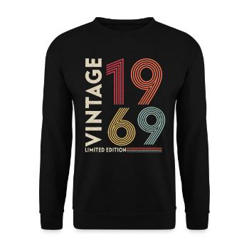Vintage 1969 - Unisex Pullover - Schwarz - Vorne - Alina (178cm) & Michal (187cm)