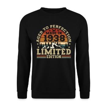 Vintage Birthday Original Gift Idea 1938 - Sweat-shirt Unisexe - noir - Devant - Alina (178cm) & Michal (187cm)