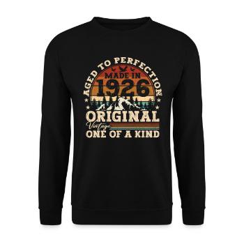 Legendary since 1926 - Unisex Sweatshirt - black - Front - Alina (178cm) & Michal (187cm)
