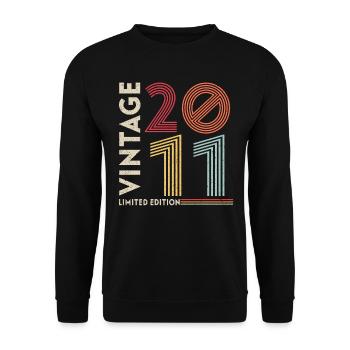 Geburtstag Limited Edition 2011 - Unisex Pullover - Schwarz - Vorne - Alina (178cm) & Michal (187cm)