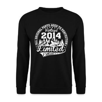 Jahrgang 2014 Vintage Retro Jubiläum - Unisex Pullover - Schwarz - Vorne - Alina (178cm) & Michal (187cm)