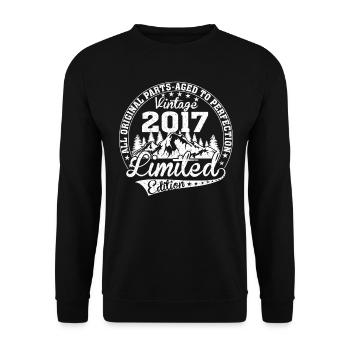 Born 2017 Vintage Retro Anniversary - Unisex Sweatshirt - black - Front - Alina (178cm) & Michal (187cm)
