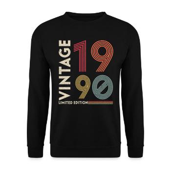 Awesome Since 1990 Retro Vintage Geburtstag - Unisex Pullover - Schwarz - Vorne - Alina (178cm) & Michal (187cm)