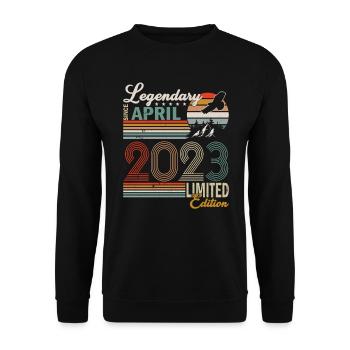 Vintage Retro Anniversary April 2023 - Unisex Sweatshirt - black - Front - Alina (178cm) & Michal (187cm)