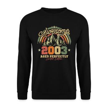 Vintage and retro birthday gift 2003 - Unisex Sweatshirt - black - Front - Alina (178cm) & Michal (187cm)
