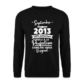 Cadeau Anniv. septembre 2013 10 ans - Sweat-shirt Unisexe - noir - Devant - Alina (178cm) & Michal (187cm)