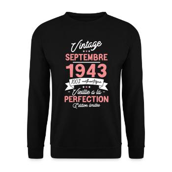 Cadeau Anniversaire septembre 1943 80 ans - Sweat-shirt Unisexe - noir - Devant - Alina (178cm) & Michal (187cm)