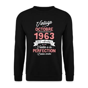 Cadeau Anniversaire Octobre 1963 60 ans - Sweat-shirt Unisexe - noir - Devant - Alina (178cm) & Michal (187cm)