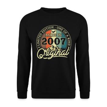 Vintage 2007 Gift - Unisex Sweatshirt - black - Front - Alina (178cm) & Michal (187cm)