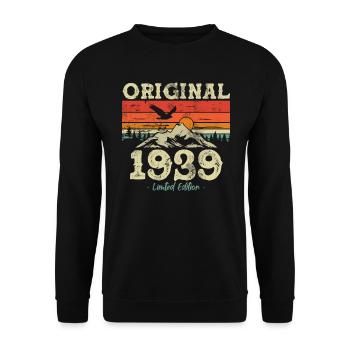 Gift 84/85th birthday 1939 - Unisex Sweatshirt - black - Front - Alina (178cm) & Michal (187cm)