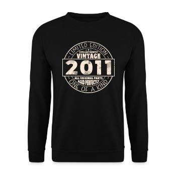 Vintage 2011 12/13 Jahre Geburtstag Geschenk - Unisex Pullover - Schwarz - Vorne - Alina (178cm) & Michal (187cm)