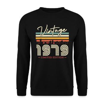 Vintage 1979 Cadeau d’anniversaire - Sweat-shirt Unisexe - noir - Devant - Alina (178cm) & Michal (187cm)