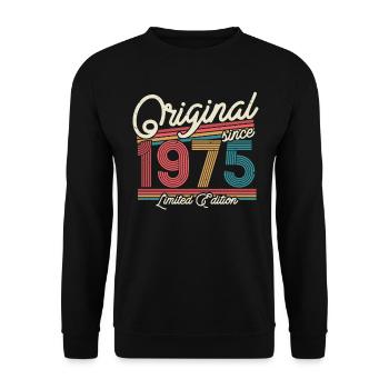 Geschenk 1975er Jahrgang 48/49 Jahre - Unisex Pullover - Schwarz - Vorne - Alina (178cm) & Michal (187cm)