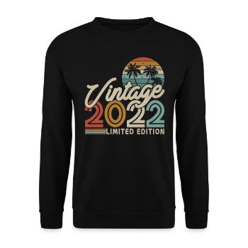 Vintage Birthday Gift 2022 - Unisex Sweatshirt - black - Front - Alina (178cm) & Michal (187cm)