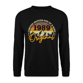 Elegant birthday present from 1989 - Unisex Sweatshirt - black - Front - Alina (178cm) & Michal (187cm)
