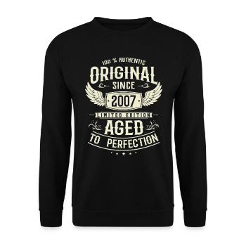 Vintage 2007: Perfektes Geburtstagsgeschenk! - Unisex Pullover - Schwarz - Vorne - Alina (178cm) & Michal (187cm)