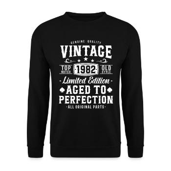Kultiges Geburtstagsgeschenk '82 - Unisex Pullover - Schwarz - Vorne - Alina (178cm) & Michal (187cm)