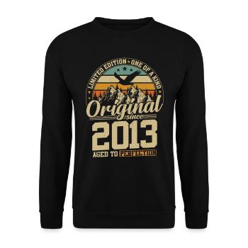 Vintage 2013 - Birthday Joy - Unisex Sweatshirt - black - Front - Alina (178cm) & Michal (187cm)