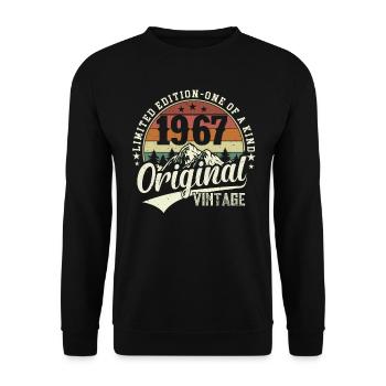 Legendary 57th birthday 1967 - Unisex Sweatshirt - black - Front - Alina (178cm) & Michal (187cm)