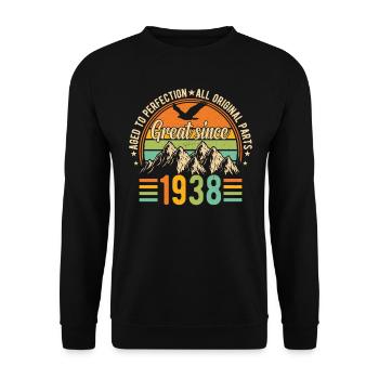 86 Years Birthday Vintage 1938 - Unisex Sweatshirt - black - Front - Alina (178cm) & Michal (187cm)