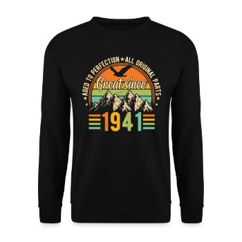 Vintage 83 Birthday Retro 1941 Gift - Unisex Sweatshirt - black - Front - Alina (178cm) & Michal (187cm)