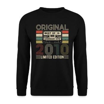 Legendary Year of Birth 2010 Vintage - Unisex Sweatshirt - black - Front - Alina (178cm) & Michal (187cm)