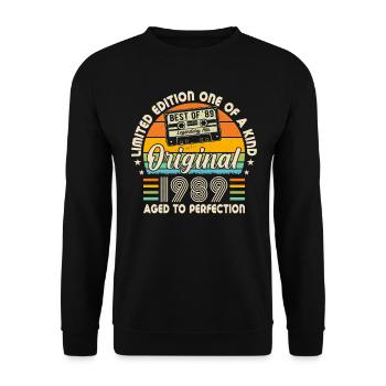 Vintage 1989 Legends - Unisex Sweatshirt - black - Front - Alina (178cm) & Michal (187cm)