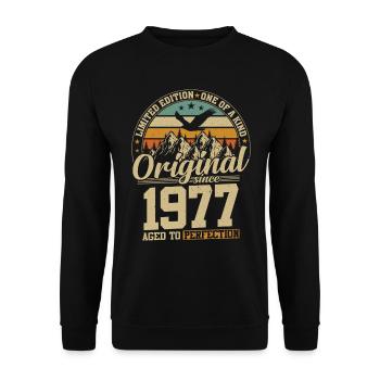 Birthday Joy 1977 - Unisex Sweatshirt - black - Front - Alina (178cm) & Michal (187cm)