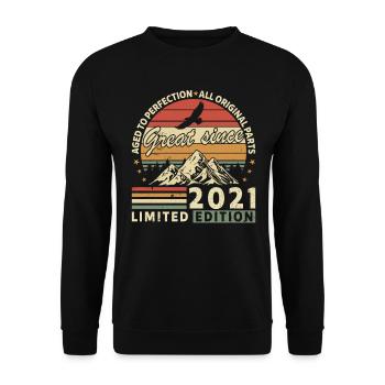 2021 Original 2021 Vintage Vintage Retro anniversa - Unisex Sweatshirt - black - Front - Alina (178cm) & Michal (187cm)