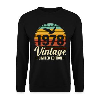 Kreatives Retro Design - 1978 Geburtstag Vintage - Unisex Pullover - Schwarz - Vorne - Alina (178cm) & Michal (187cm)