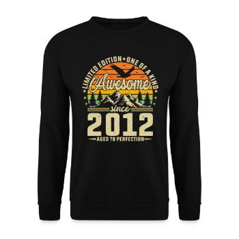 Legendary Vintage 2012 - Born Legends Birthday - Unisex Pullover - Schwarz - Vorne - Alina (178cm) & Michal (187cm)