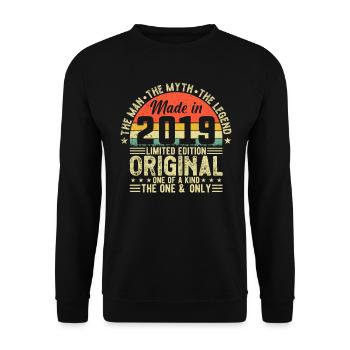 Vintage 2019: Born Legends Retro Tee - Unisex Pullover - Schwarz - Vorne - Alina (178cm) & Michal (187cm)