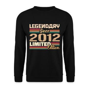 2012 Vintage 2012 Birthday Born in 2012 - Unisex Sweatshirt - black - Front - Alina (178cm) & Michal (187cm)