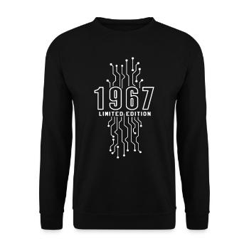 Geburtstag 1967 Gaming Limited Edition Gamer - Unisex Pullover - Schwarz - Vorne - Alina (178cm) & Michal (187cm)