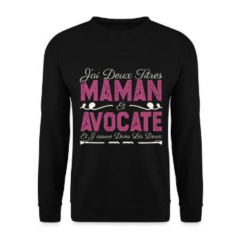 J'ai deux titres maman et Avocate. Cadeau Maman - Sweat-shirt Unisexe - noir - Devant - Alina (178cm) & Michal (187cm)