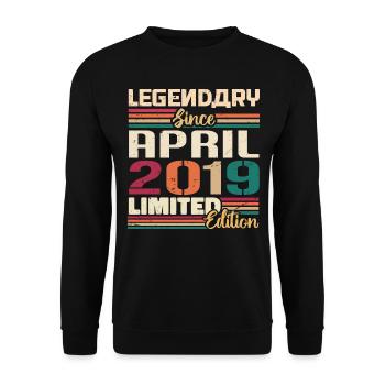Legenden Werden Im April 2019 Geboren - 2019 - Unisex Pullover - Schwarz - Vorne - Alina (178cm) & Michal (187cm)