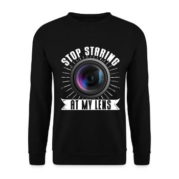 Photography Camera Lens Stop - Unisex Pullover - Schwarz - Vorne - Alina (178cm) & Michal (187cm)