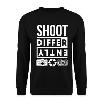 Photography Camera Lens - Unisex Pullover - Schwarz - Vorne - Alina (178cm) & Michal (187cm)