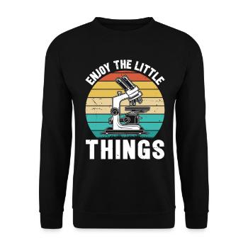 Viel Spaß mit den kleinen Dingen Retro Lab Scientist - Unisex Pullover - Schwarz - Vorne - Alina (178cm) & Michal (187cm)