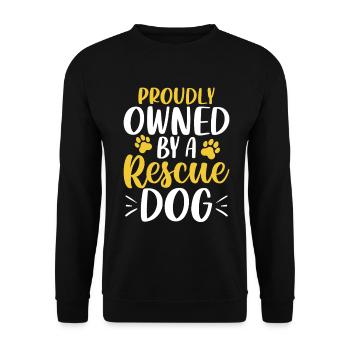 Stolz im Besitz eines Rettungshunde-Pflegeheims - Unisex Pullover - Schwarz - Vorne - Alina (178cm) & Michal (187cm)